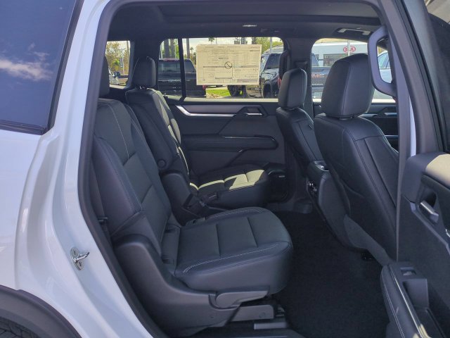 New 2027 GMC Acadia Elevation w/ Black Edition AWD/4WD image 27
