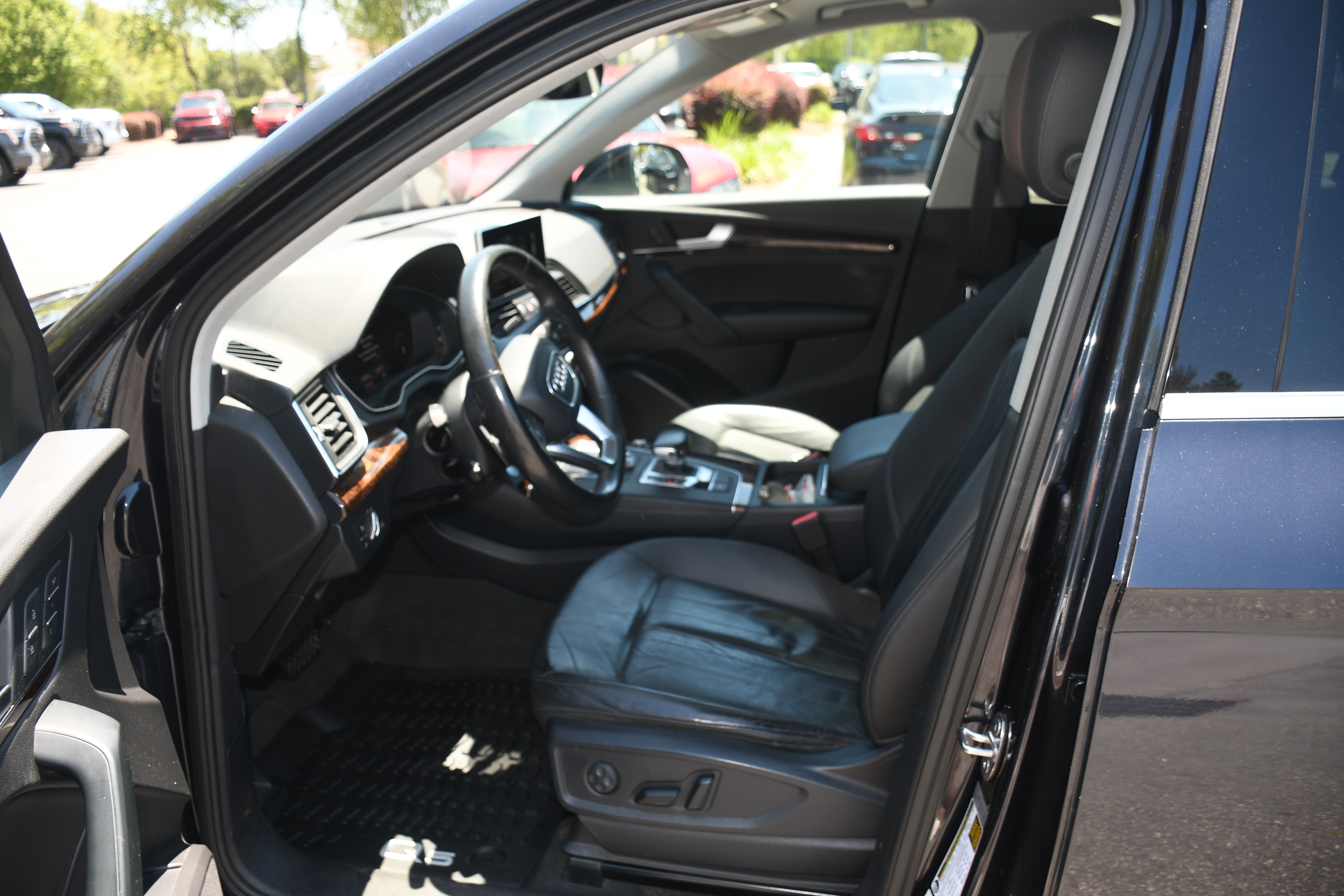 Used 2018 Audi Q5 2.0T Premium Plus w/ Premium Plus Package AWD/4WD image 8