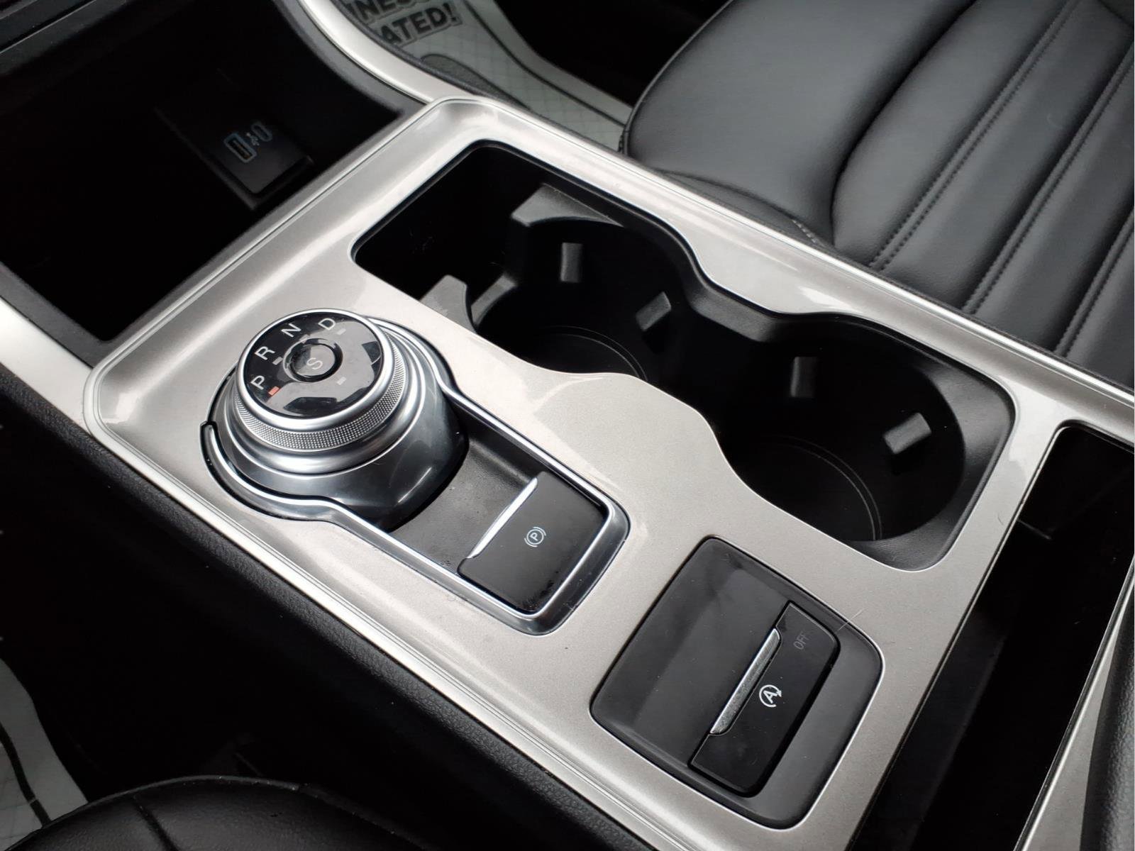 Used 2024 Ford Edge SEL w/ Convenience Package image 20