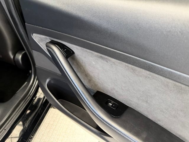 Used 2020 Tesla Model 3 Standard Range Plus RWD image 25