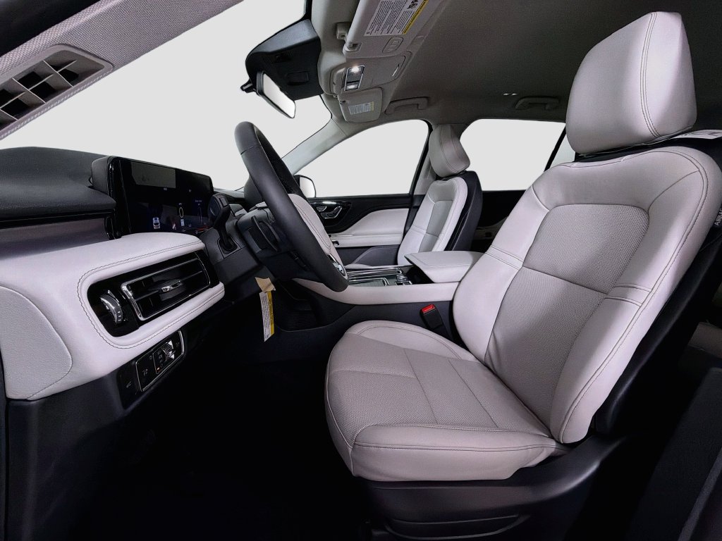 New 2027 Lincoln Aviator 2WD image 22