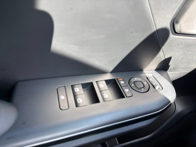 New 2026 Kia K4 FWD image 24