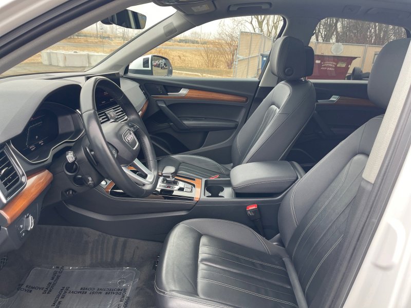 Used 2023 Audi Q5 2.0T Premium Plus image 9