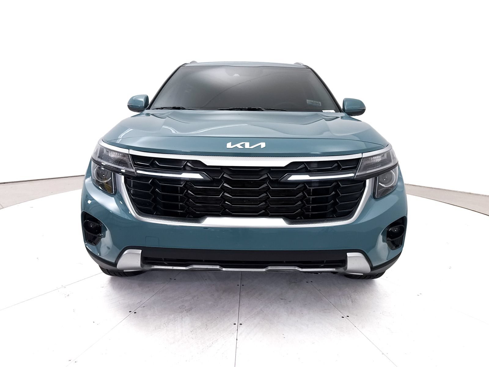Certified 2024 Kia Seltos EX FWD image 13