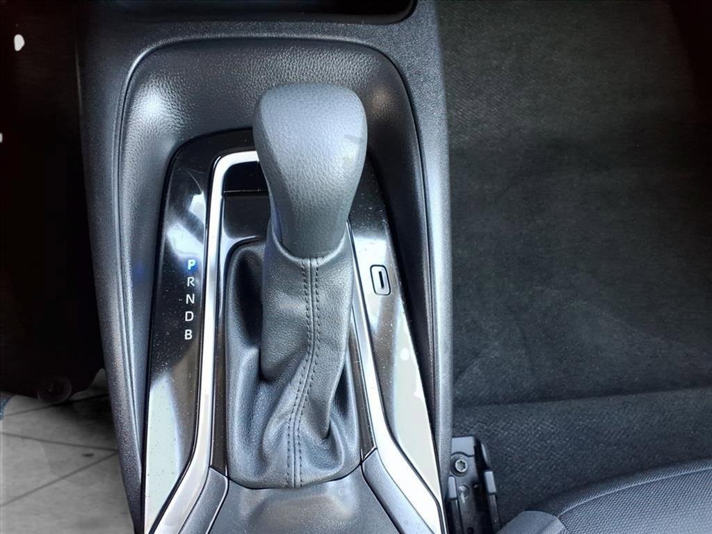 Used 2025 Toyota Corolla LE image 16