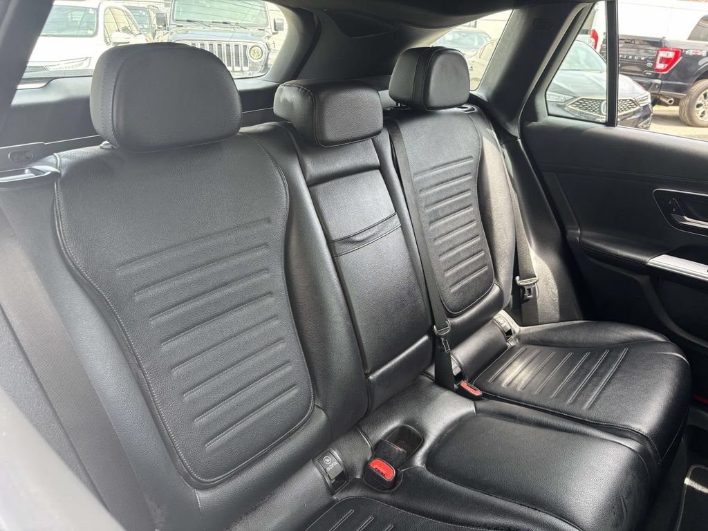 Used 2025 Mercedes-Benz GLC 43 AMG 4MATIC image 18