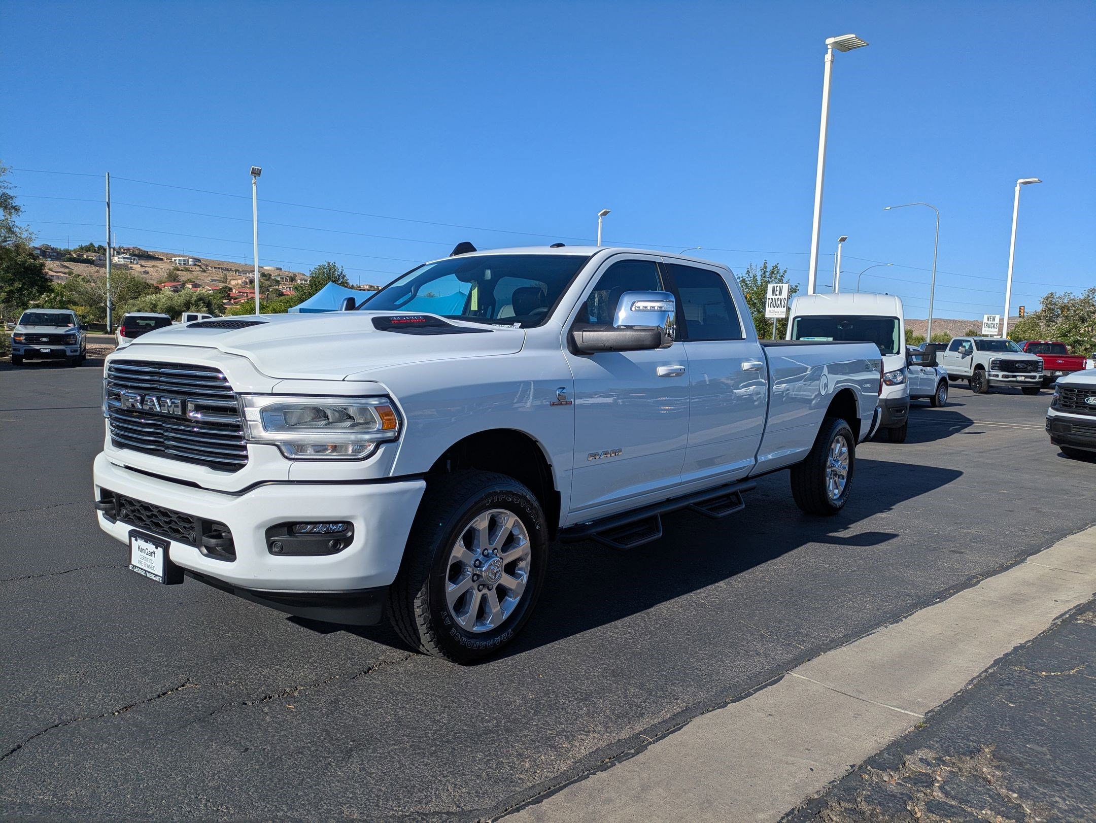 Used 2024 RAM 3500 Laramie w/ Sport Appearance Package AWD/4WD image 7
