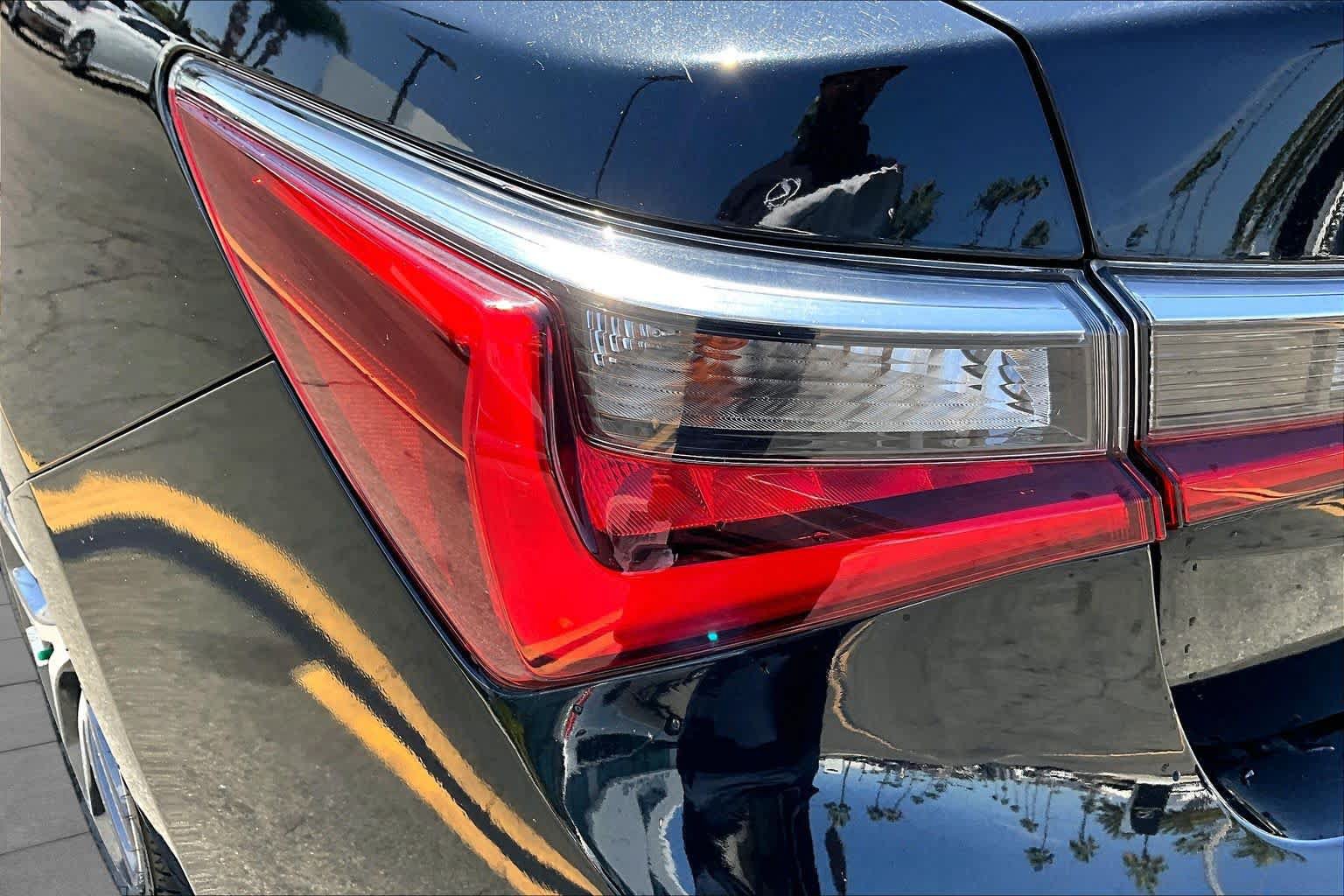 Used 2019 Acura ILX FWD image 28