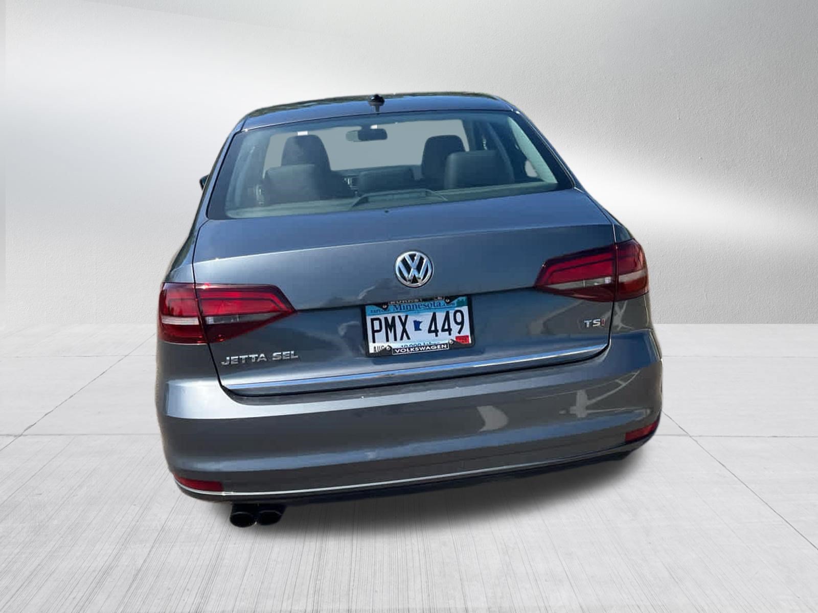 Used 2017 Volkswagen Jetta SEL FWD image 4