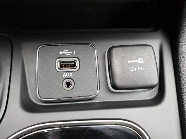 Used 2021 Jeep Cherokee Limited w/ Trailer Tow Group AWD/4WD image 25