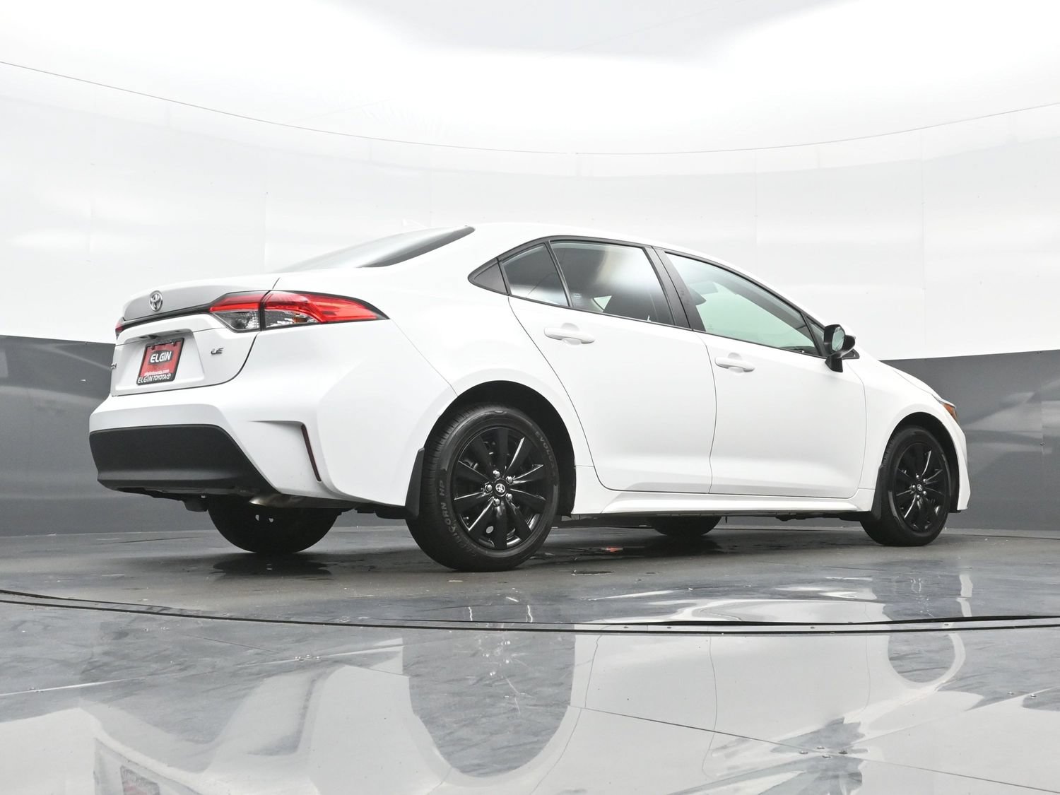 Used 2023 Toyota Corolla LE FWD image 29