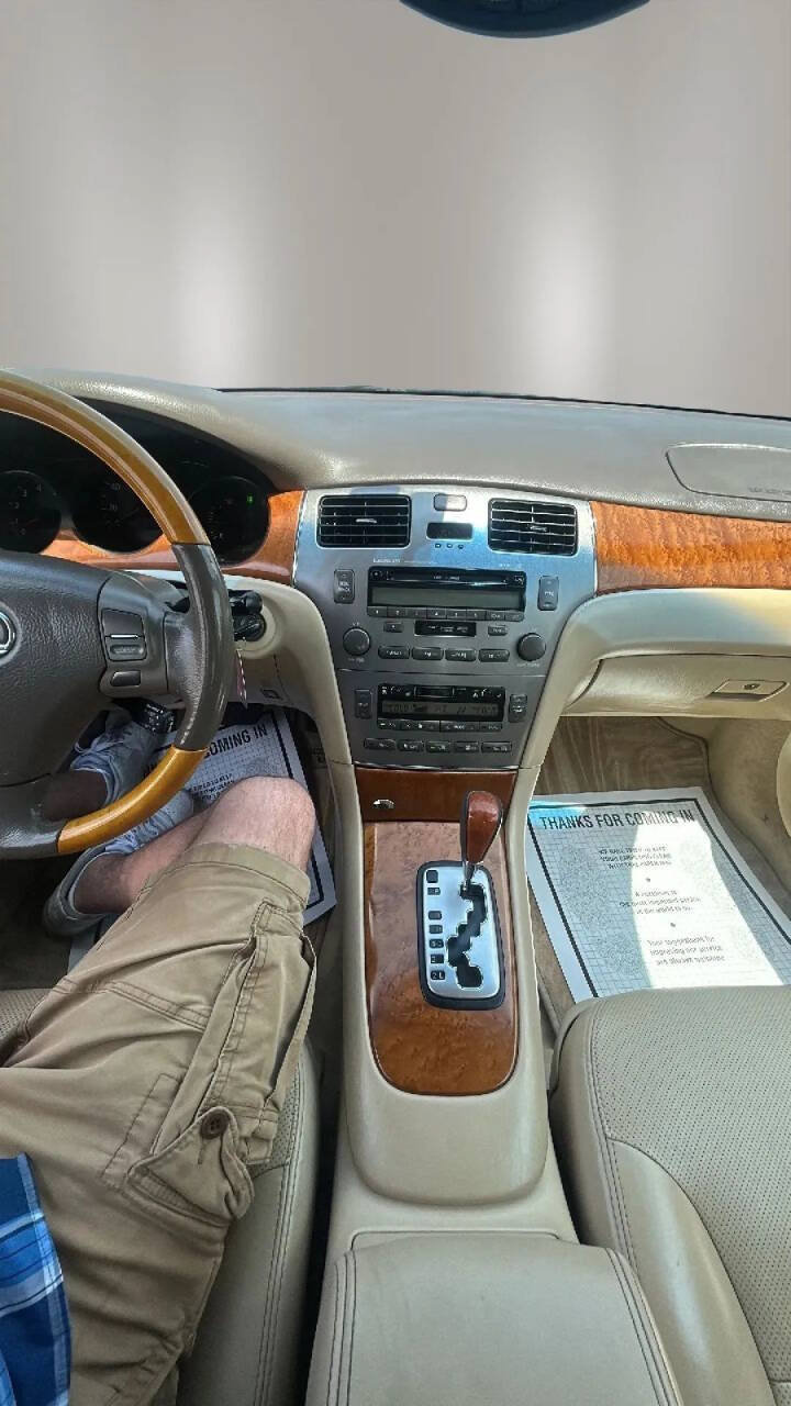 Used 2006 Lexus ES 330 FWD image 12