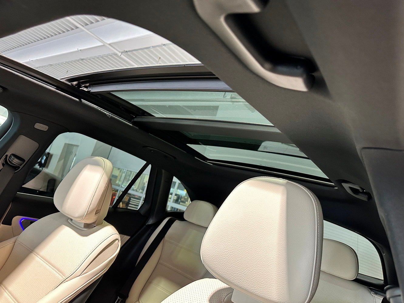 New 2026 Mercedes-Benz GLC 300 4MATIC image 13