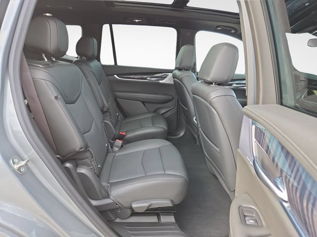 Used 2024 Cadillac XT6 Premium Luxury AWD/4WD image 36