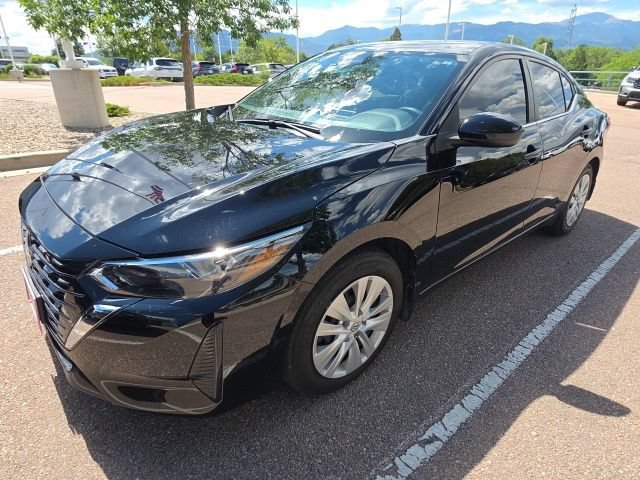 Used 2025 Nissan Sentra S FWD image 2