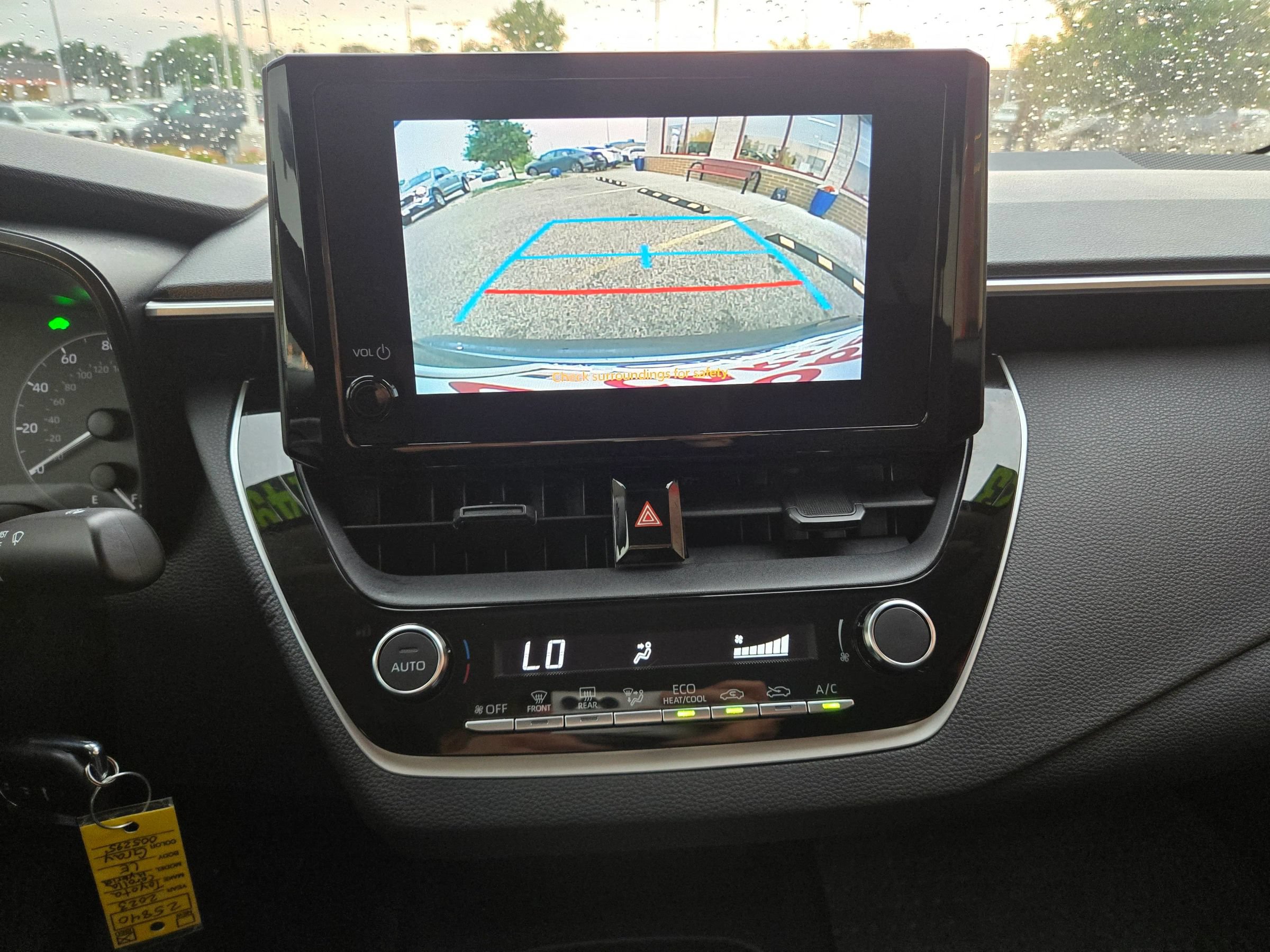 Used 2023 Toyota Corolla LE FWD image 12