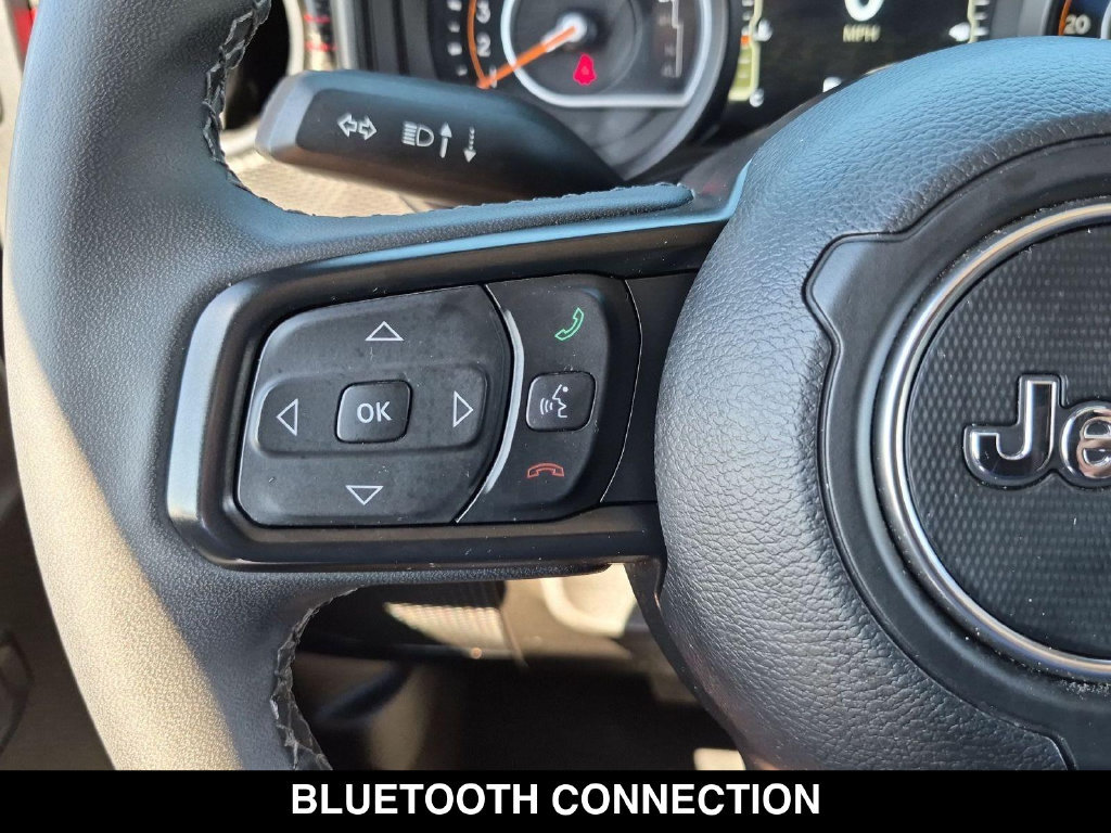 Used 2026 Jeep Wrangler Unlimited Rubicon AWD/4WD image 17