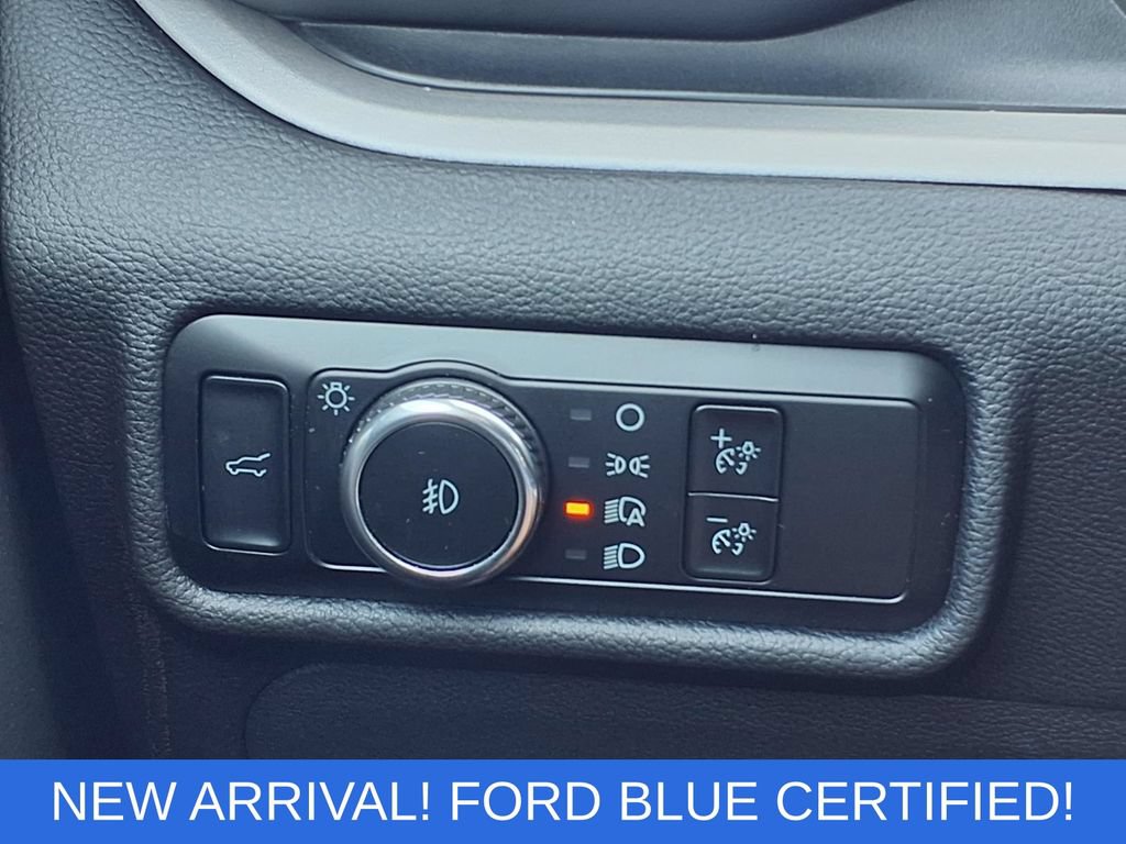 Certified 2023 Ford Explorer XLT w/ Equipment Group 202A AWD/4WD image 19