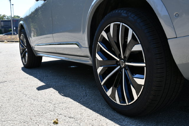 New 2026 Volvo XC90 B6 Plus w/ Protection Package Premier AWD/4WD image 10
