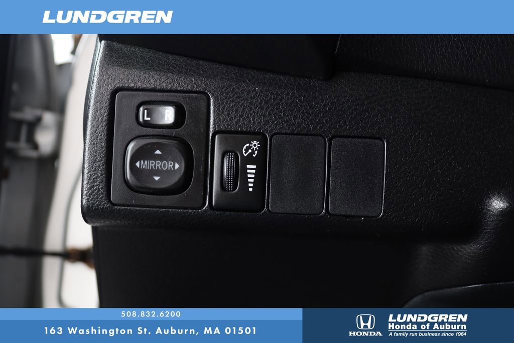 Used 2015 Toyota Corolla S FWD image 32