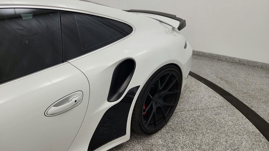 Used 2015 Porsche 911 Turbo AWD/4WD image 16