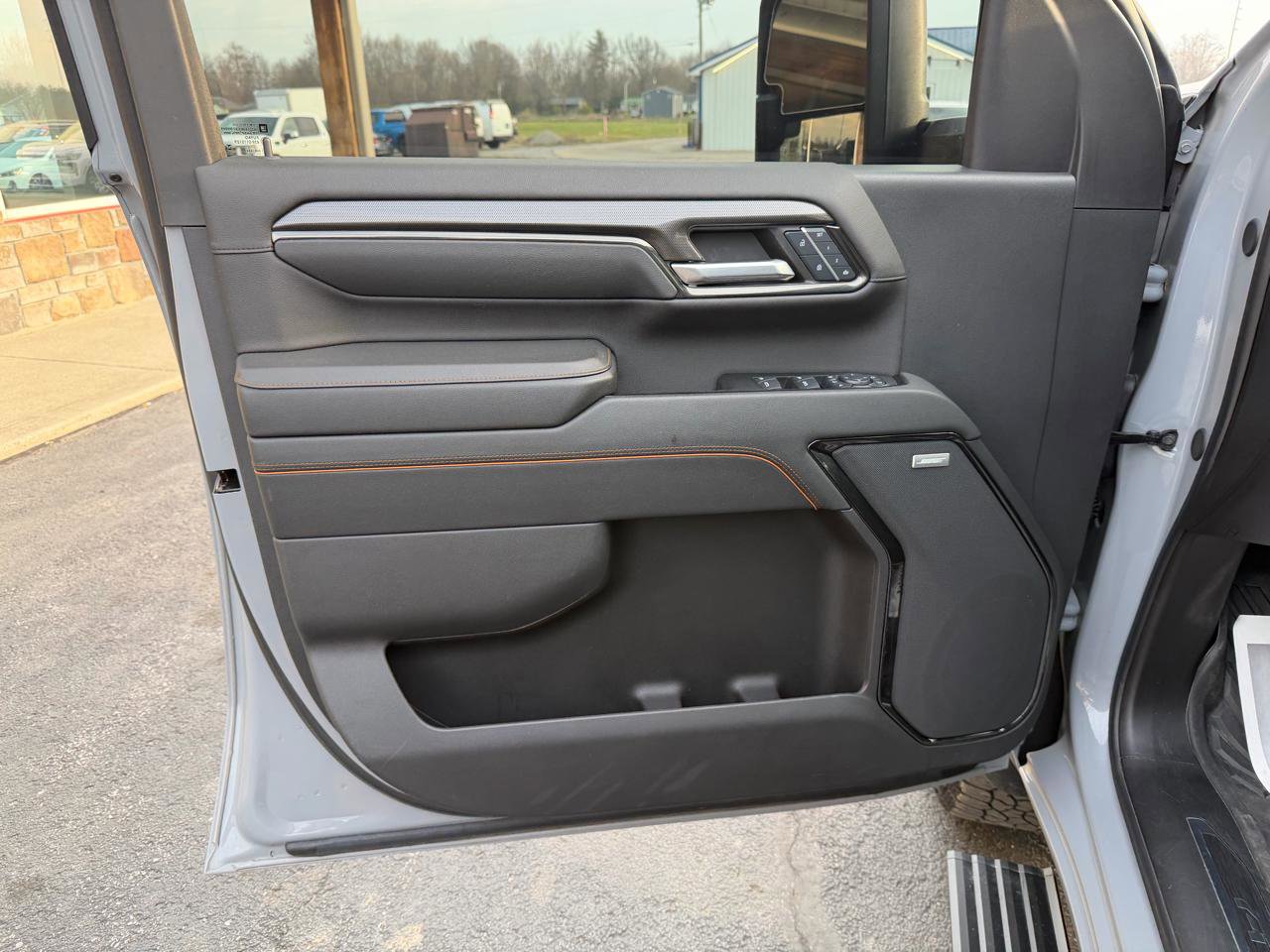 Used 2024 GMC Sierra 2500 AT4 w/ AT4 Premium Plus Package image 14