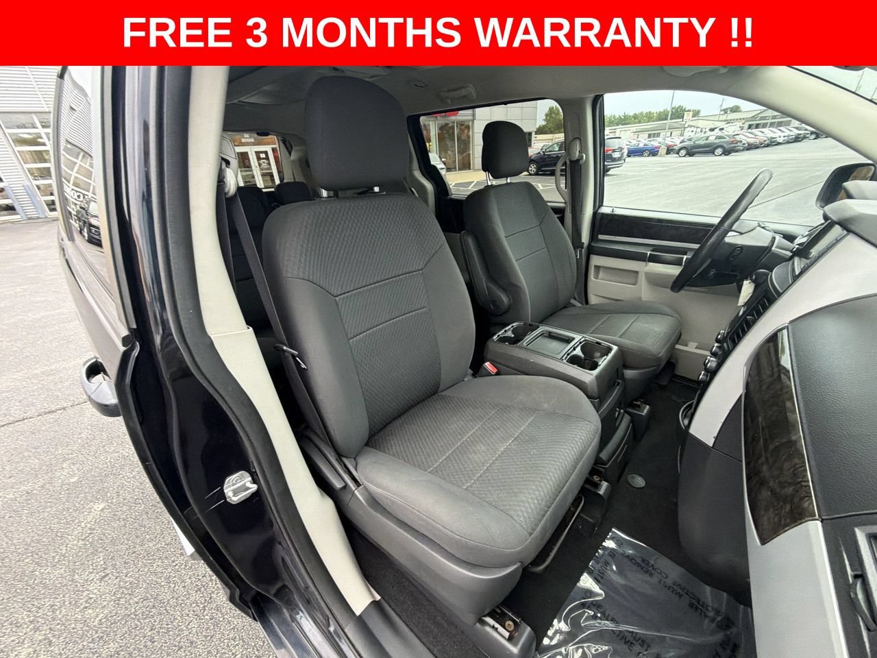 Used 2010 Dodge Grand Caravan Crew w/ Family Value Group FWD image 20