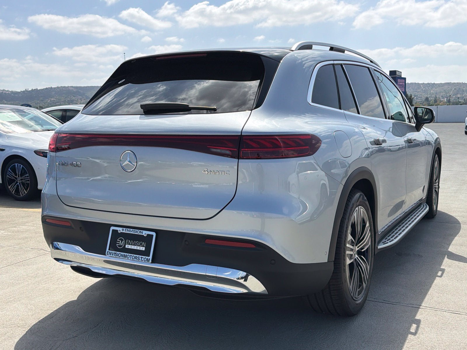New 2027 Mercedes-Benz EQS 400 4MATIC SUV image 10
