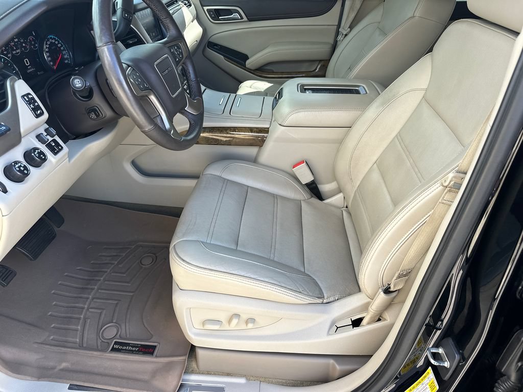 Used 2017 GMC Yukon XL Denali w/ Open Road Package AWD/4WD image 9