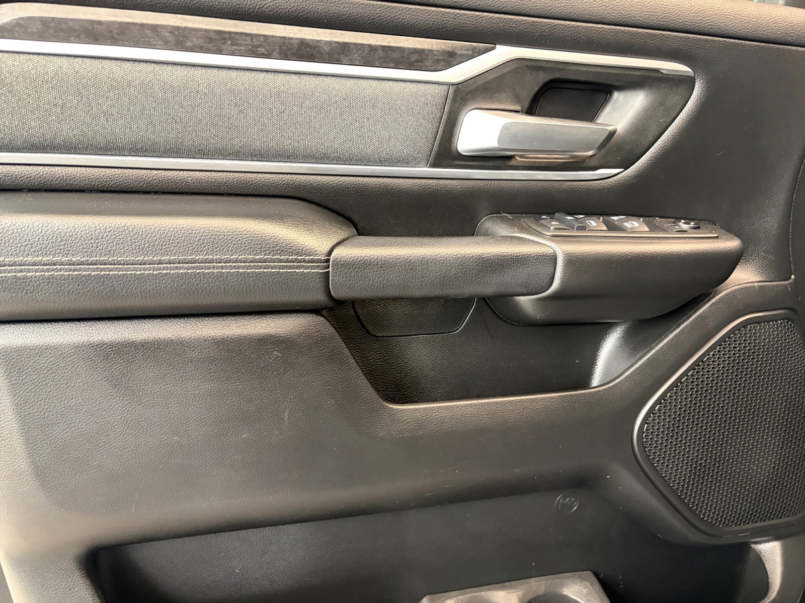 Used 2021 RAM 1500 Big Horn image 13