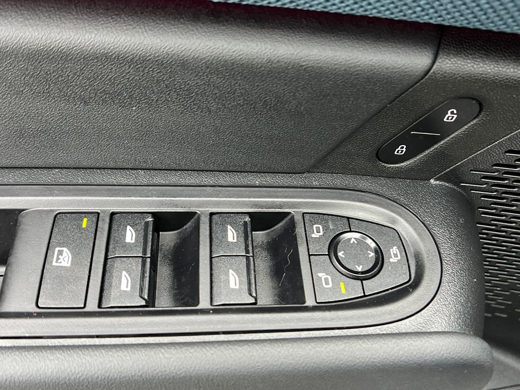 Used 2025 MINI Cooper Countryman S w/ Comfort Package Max image 12