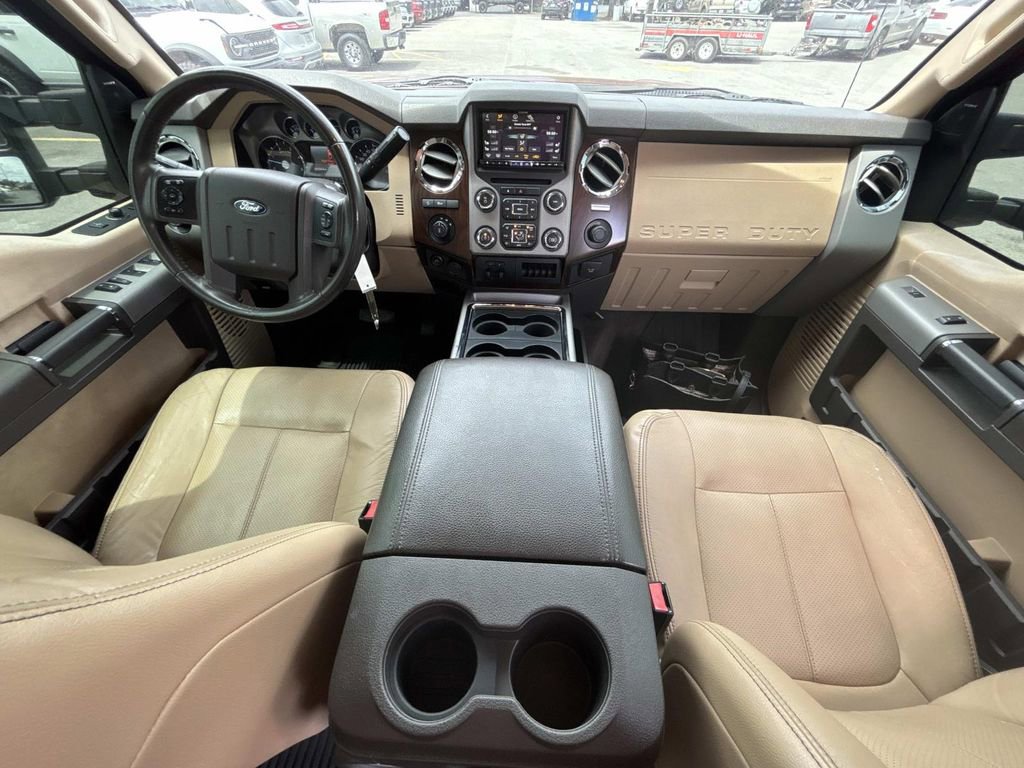 Used 2015 Ford F250 Lariat w/ Lariat Interior Package AWD/4WD image 14