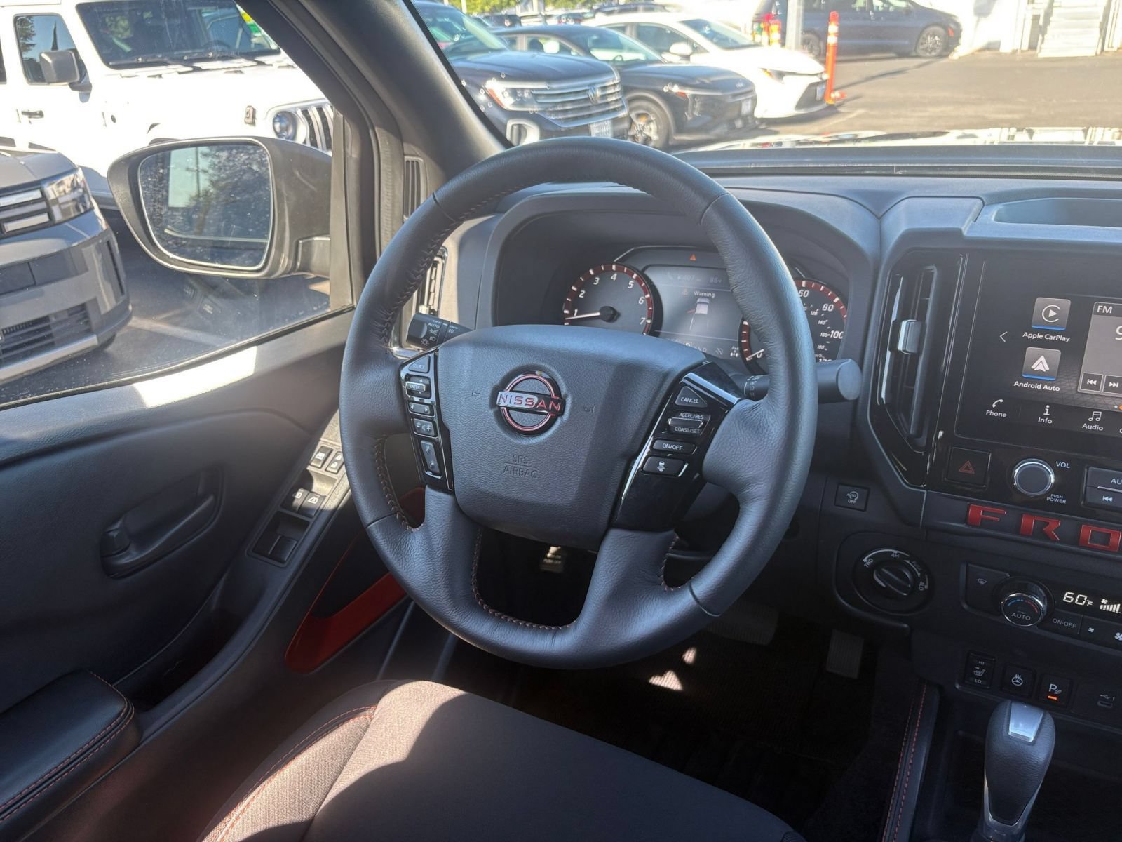 Used 2026 Nissan Frontier PRO-4X AWD/4WD image 33