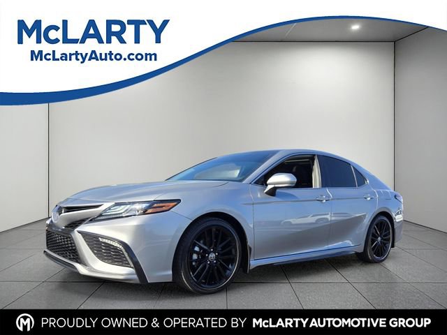 Used 2022 Toyota Camry XSE