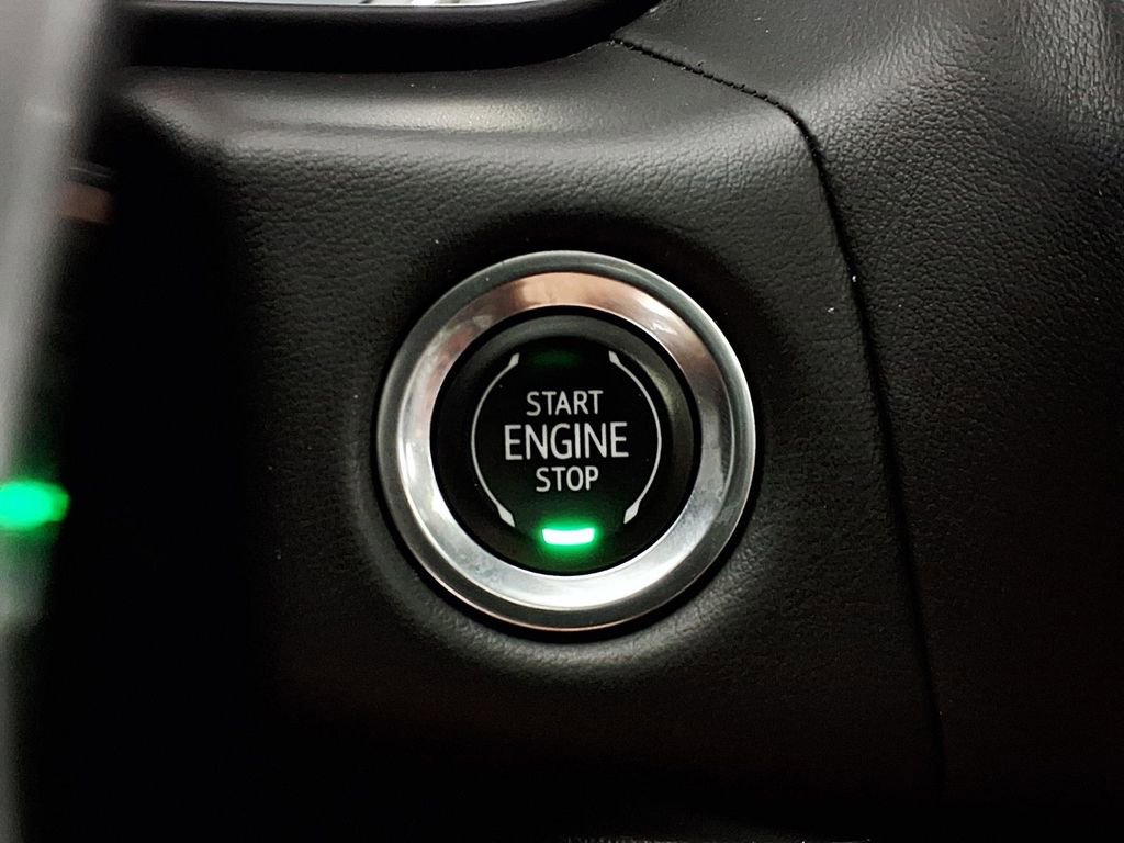 Used 2021 Chevrolet Tahoe LT w/ LT Signature Package image 16