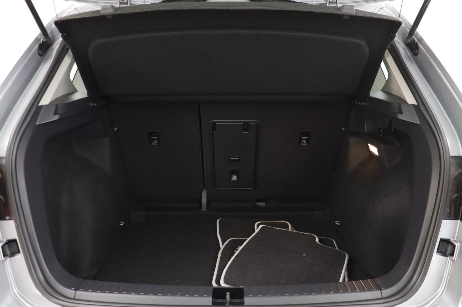 Certified 2023 Volkswagen Taos S image 17