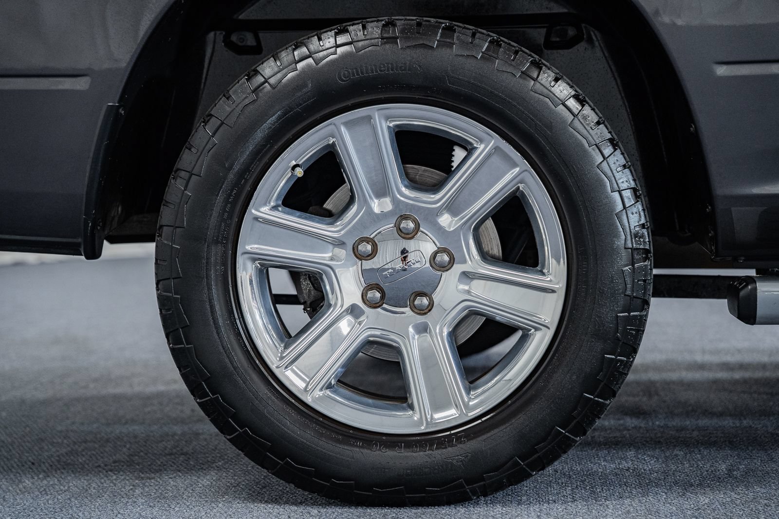 Used 2015 RAM 1500 Limited AWD/4WD image 23