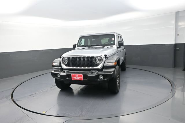 Used 2024 Jeep Wrangler Unlimited Sport AWD/4WD image 36