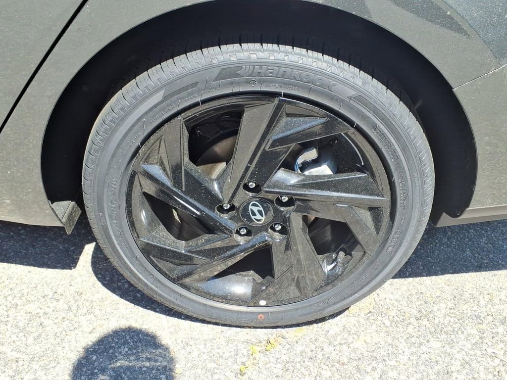 New 2026 Hyundai Elantra Sport FWD image 7