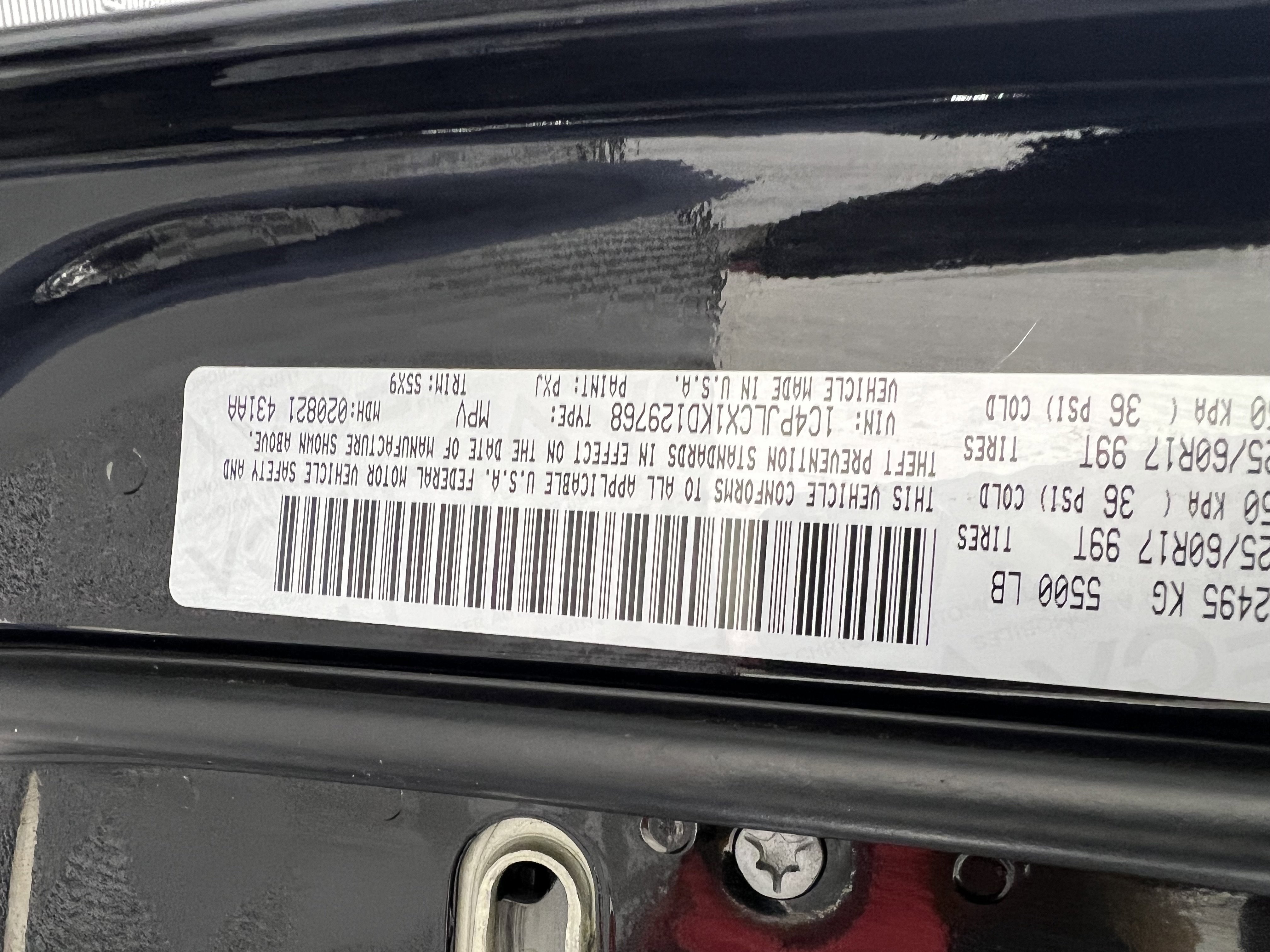 Used 2019 Jeep Cherokee Latitude w/ Popular Appearance Group image 32