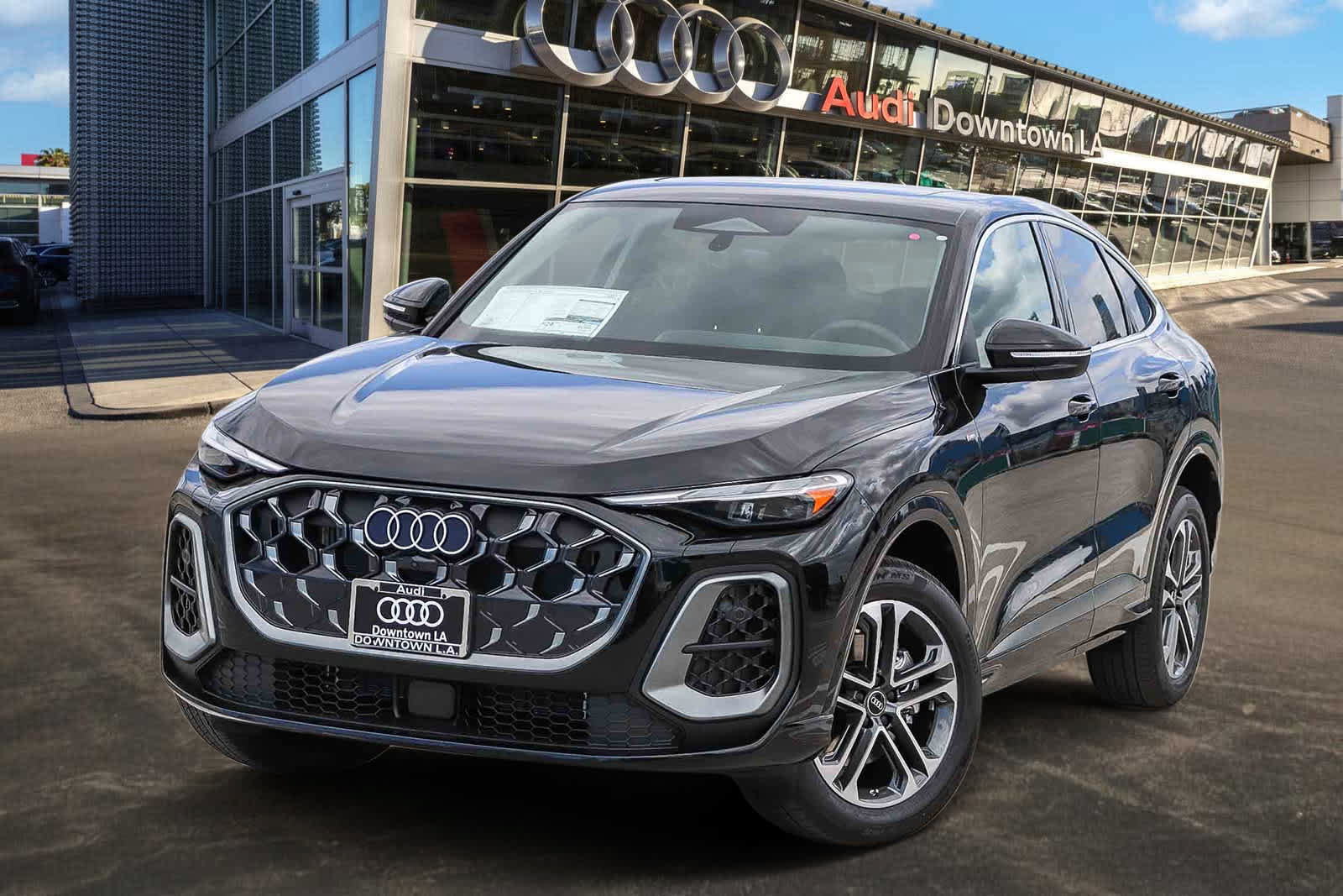 New 2026 Audi Q5 Premium AWD/4WD image 1