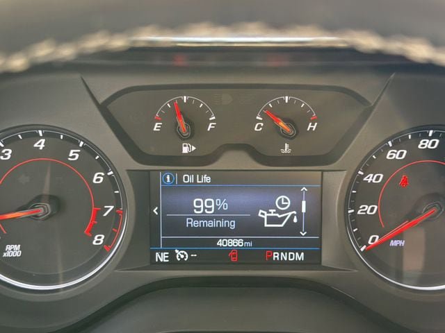 Used 2023 Chevrolet Camaro LT RWD image 21