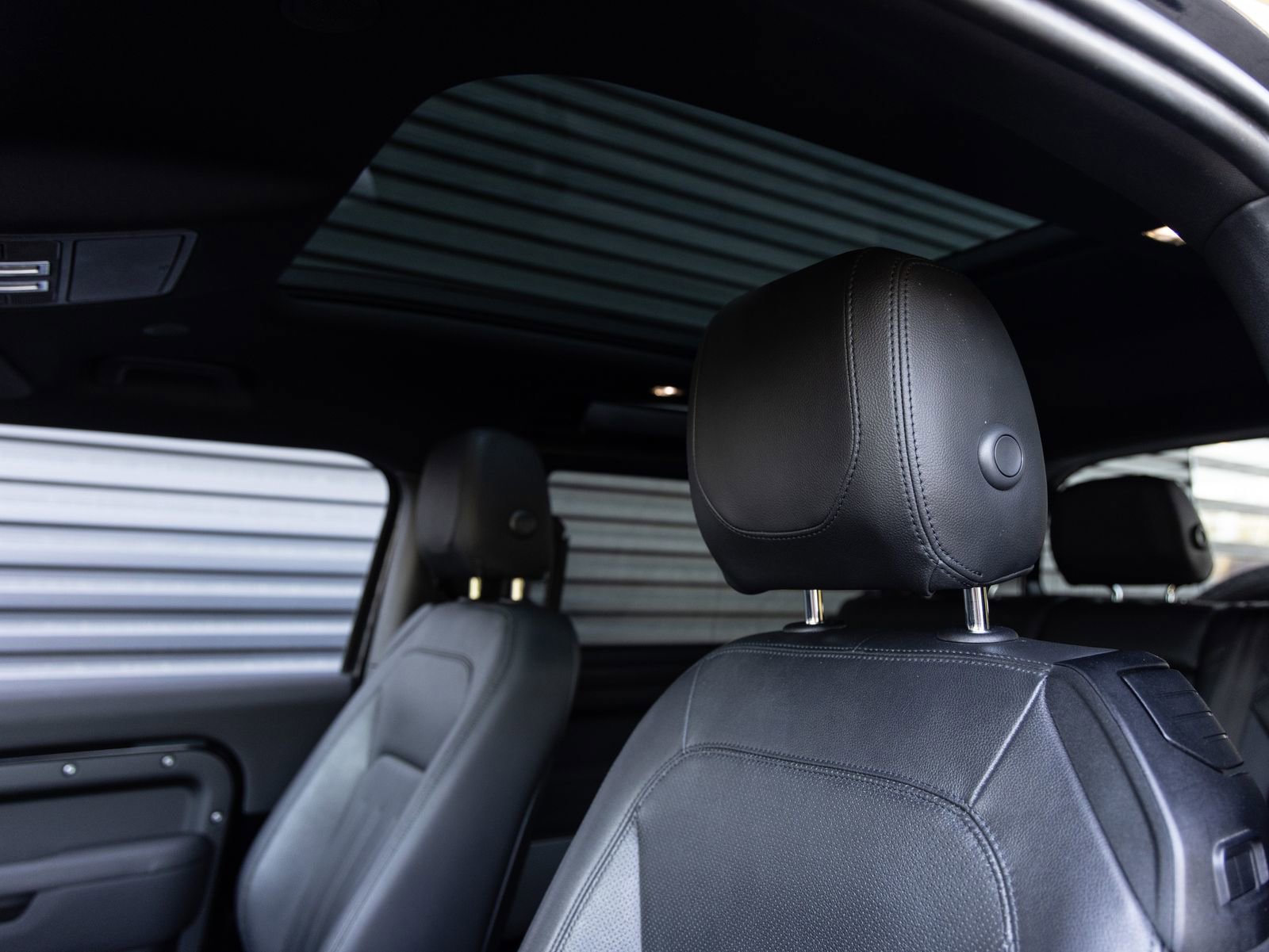 Used 2022 Land Rover Defender 90 S image 22