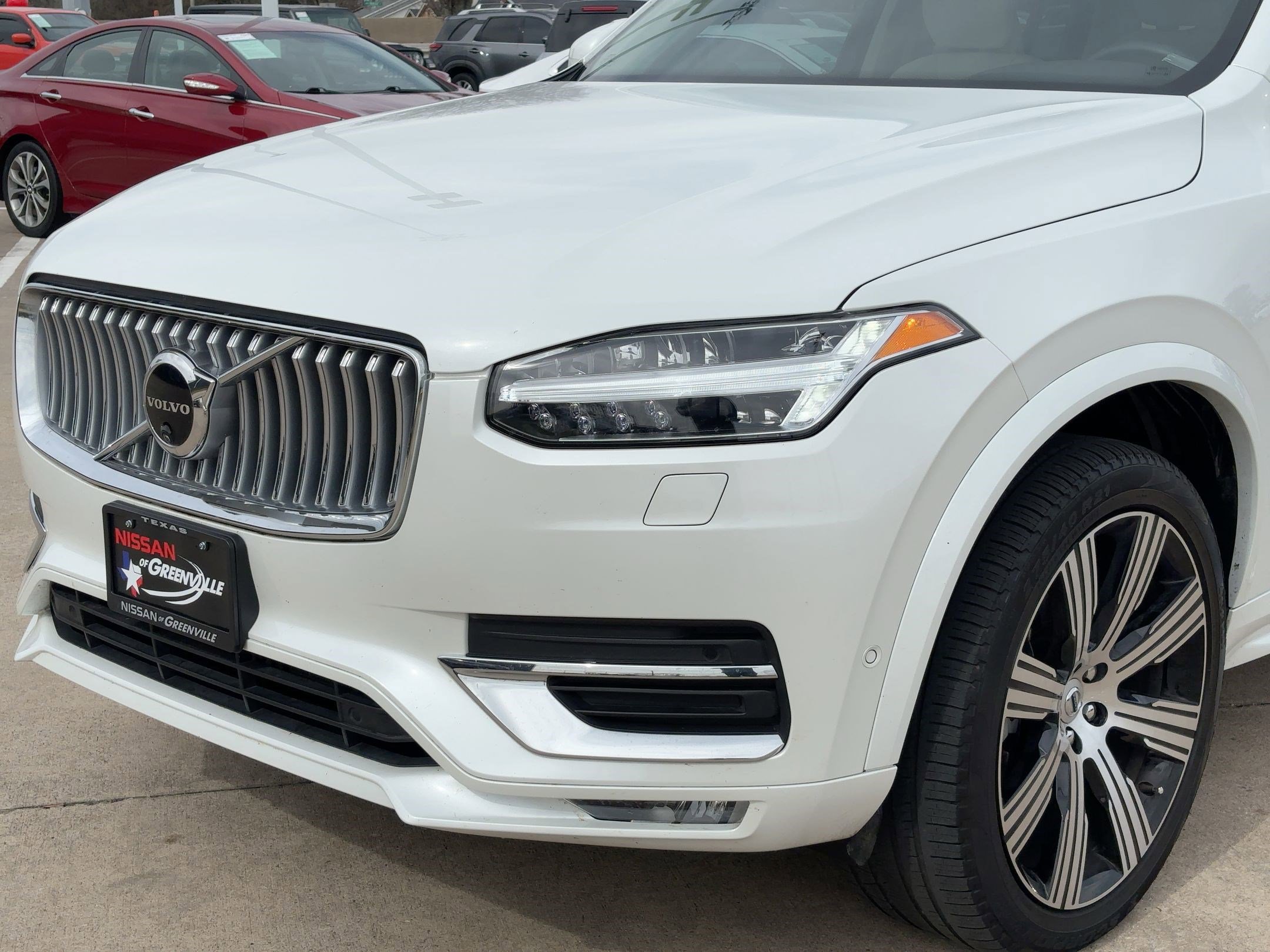 Used 2024 Volvo XC90 B6 Plus w/ Protection Package Premier image 11