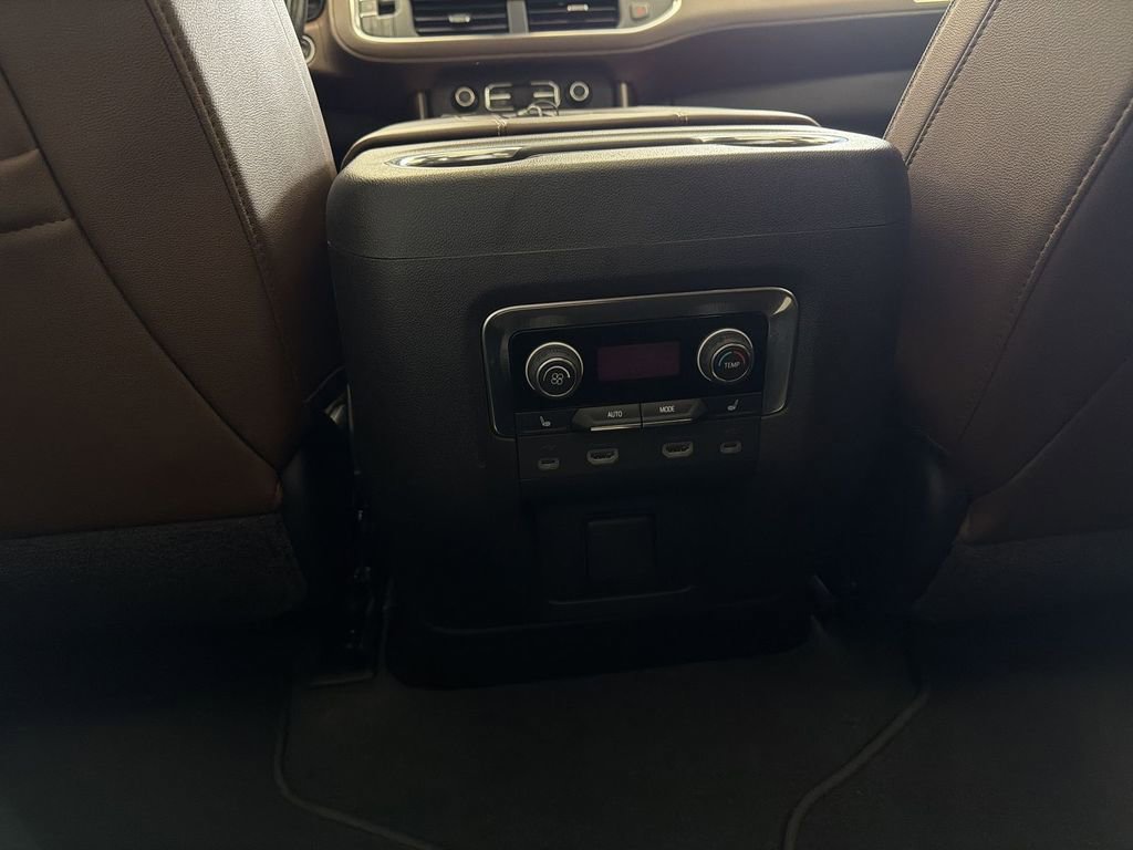 Used 2021 Chevrolet Tahoe High Country RWD image 22
