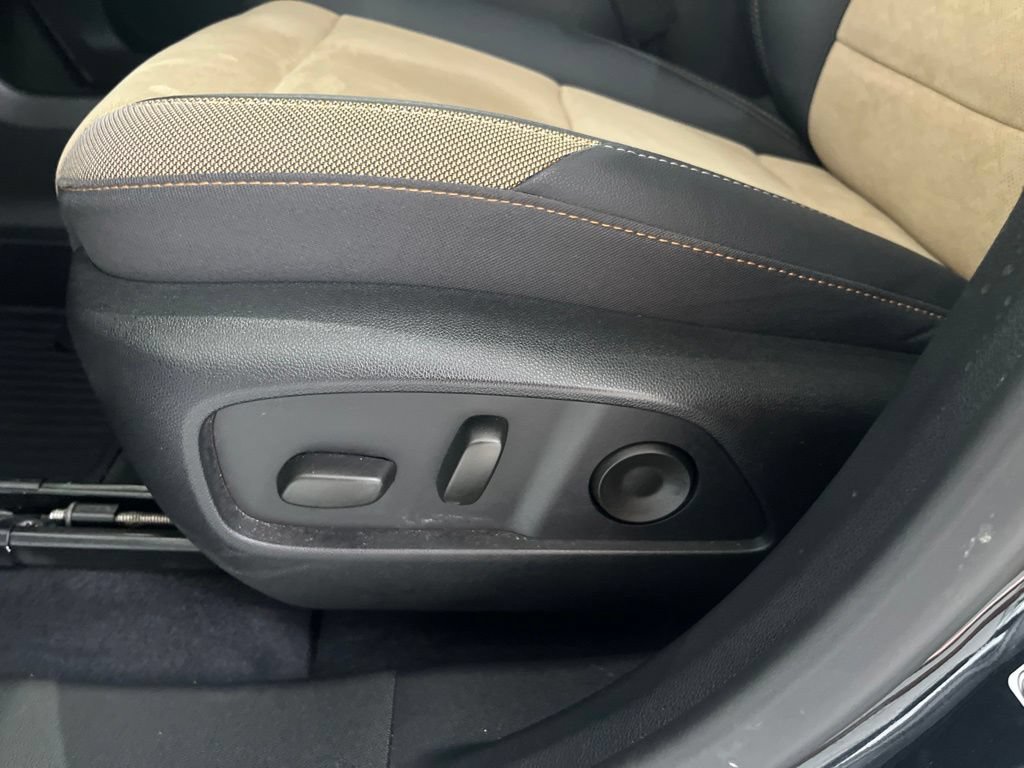 Used 2026 Chevrolet Equinox ACTIV w/ Convenience Package III AWD/4WD image 55
