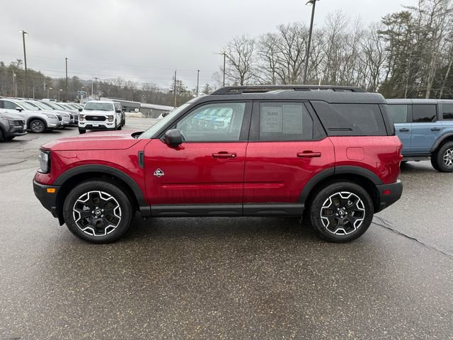 Used 2025 Ford Bronco Sport Outer Banks w/ Outer Banks Tech Package+ AWD/4WD image 2