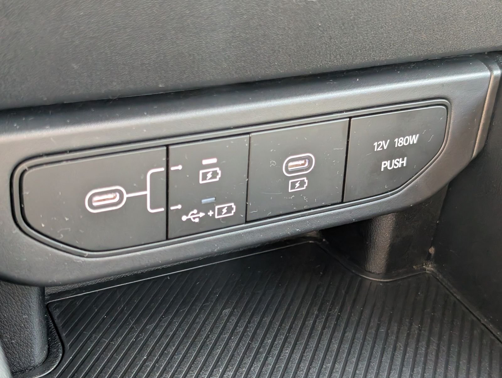 Used 2025 Kia K4 FWD image 24