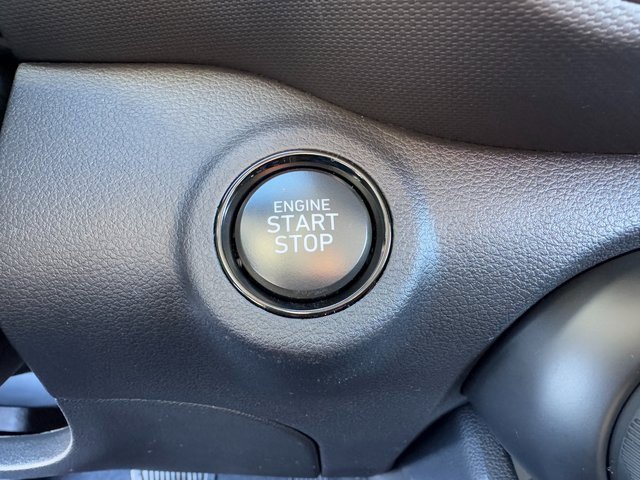 New 2025 Hyundai Venue Limited image 18