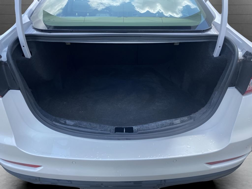 Used 2019 Ford Fusion SEL FWD image 26